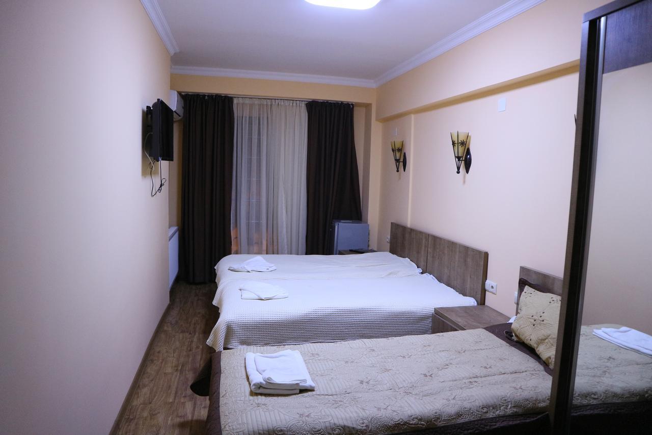 Batusihotel Batumi Zewnętrze zdjęcie