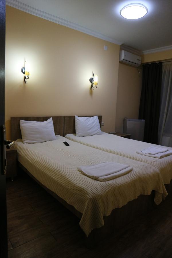 Batusihotel Batumi Zewnętrze zdjęcie