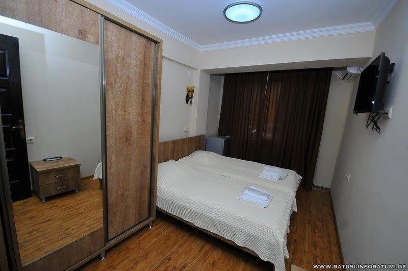 Batusihotel Batumi Zewnętrze zdjęcie